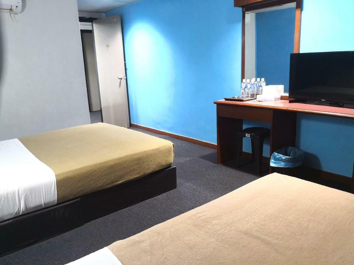 Hotel Seri Kota Satu Kota Tinggi Buitenkant foto