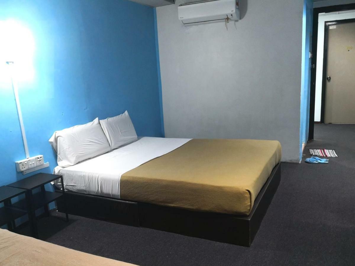 Hotel Seri Kota Satu Kota Tinggi Buitenkant foto